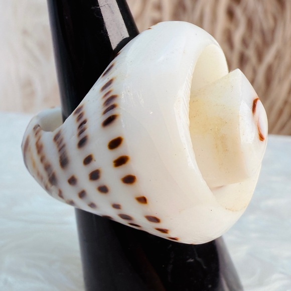 Interesting shell snail beach island chic ring - Picture 5 of 7